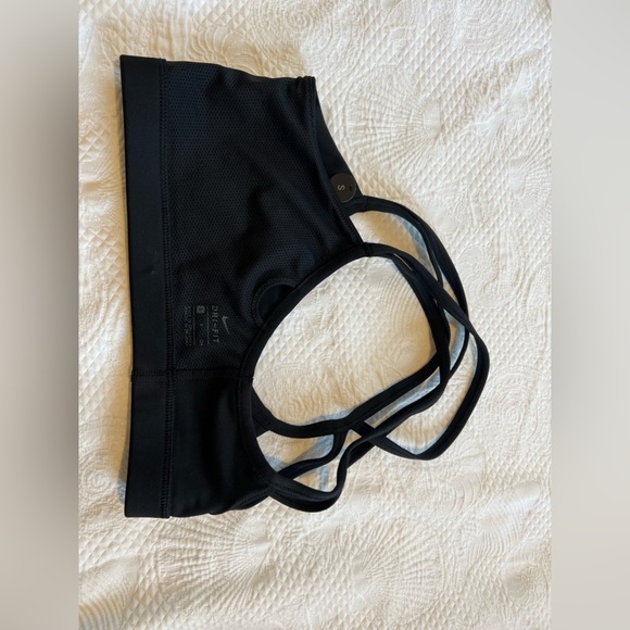 Nike woman’s light Support Non padded bra - Picture 5 of 7